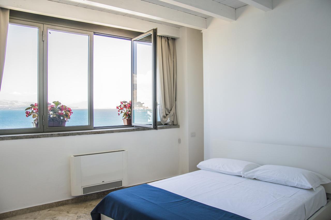 Sunrise Guest House Гаета Екстериор снимка